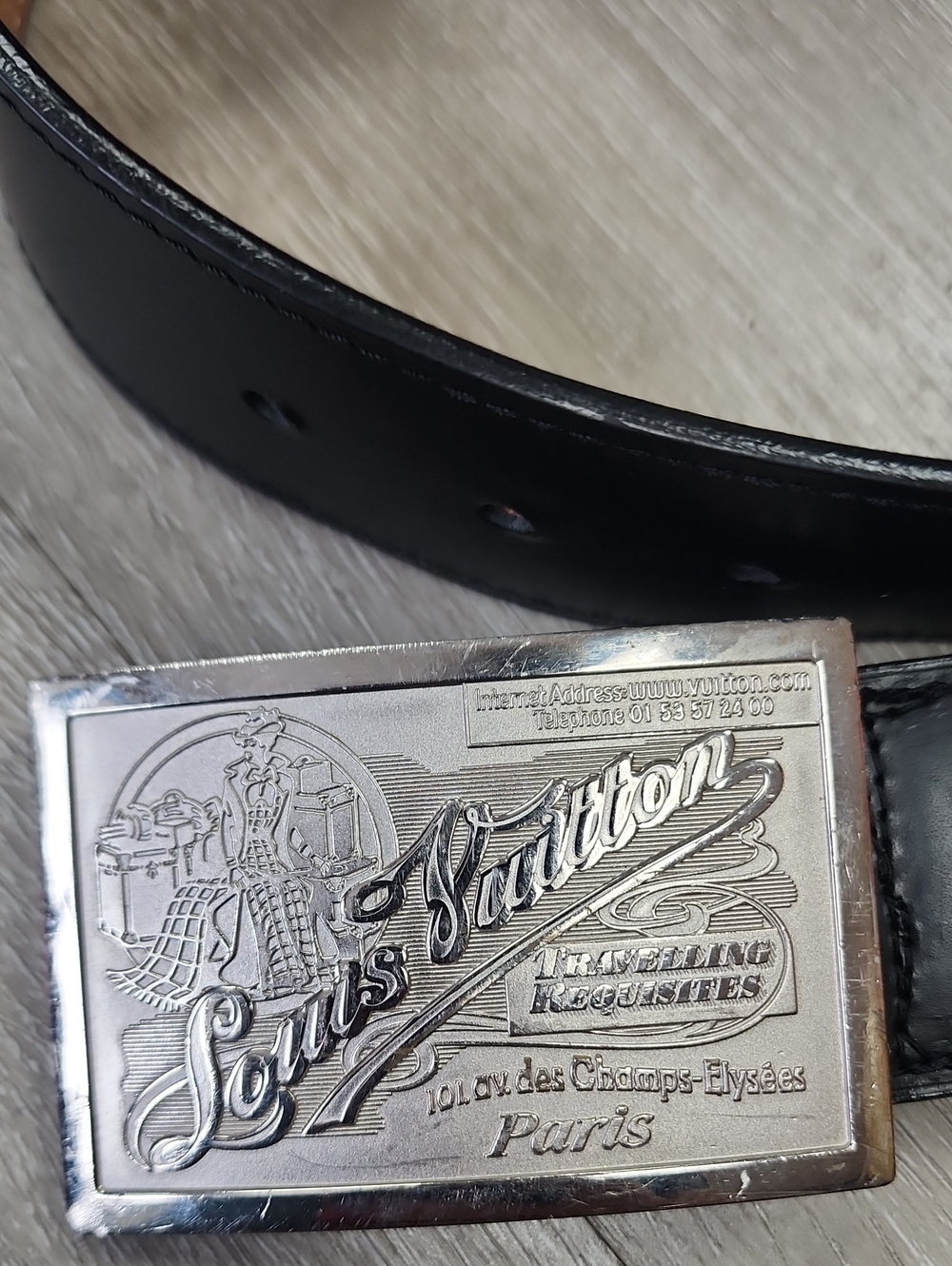 Louis Vuitton Black Leather Belt altered Small  Travelling REQUISITES